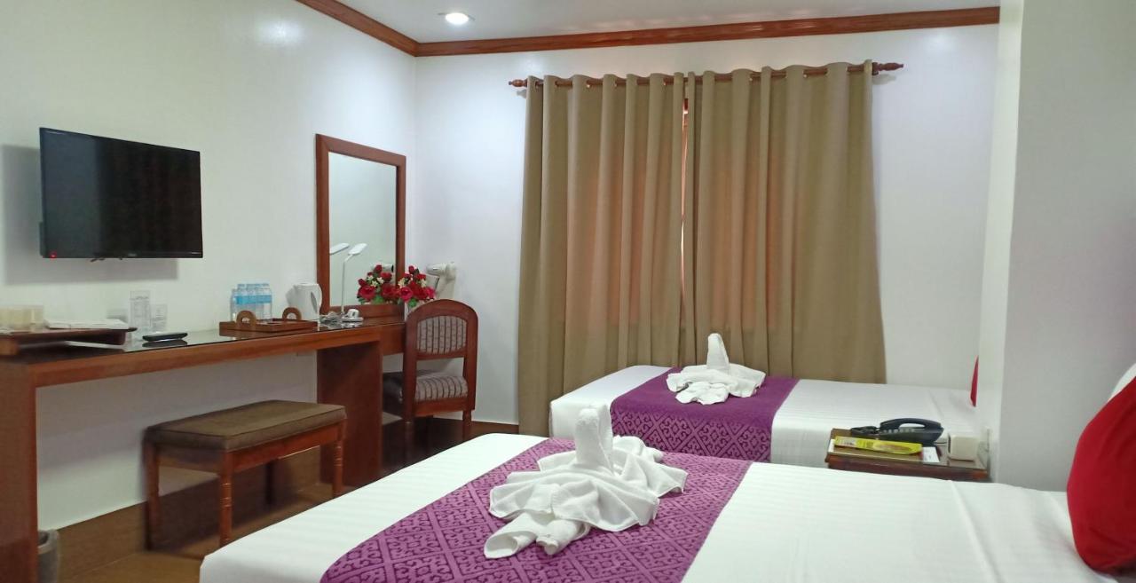 Cln Boutique Hotel Tacloban Eksteriør billede