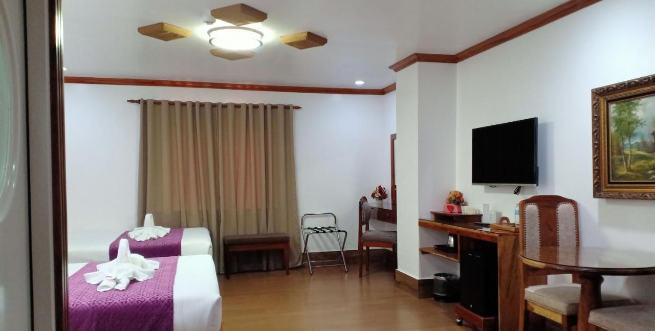 Cln Boutique Hotel Tacloban Eksteriør billede